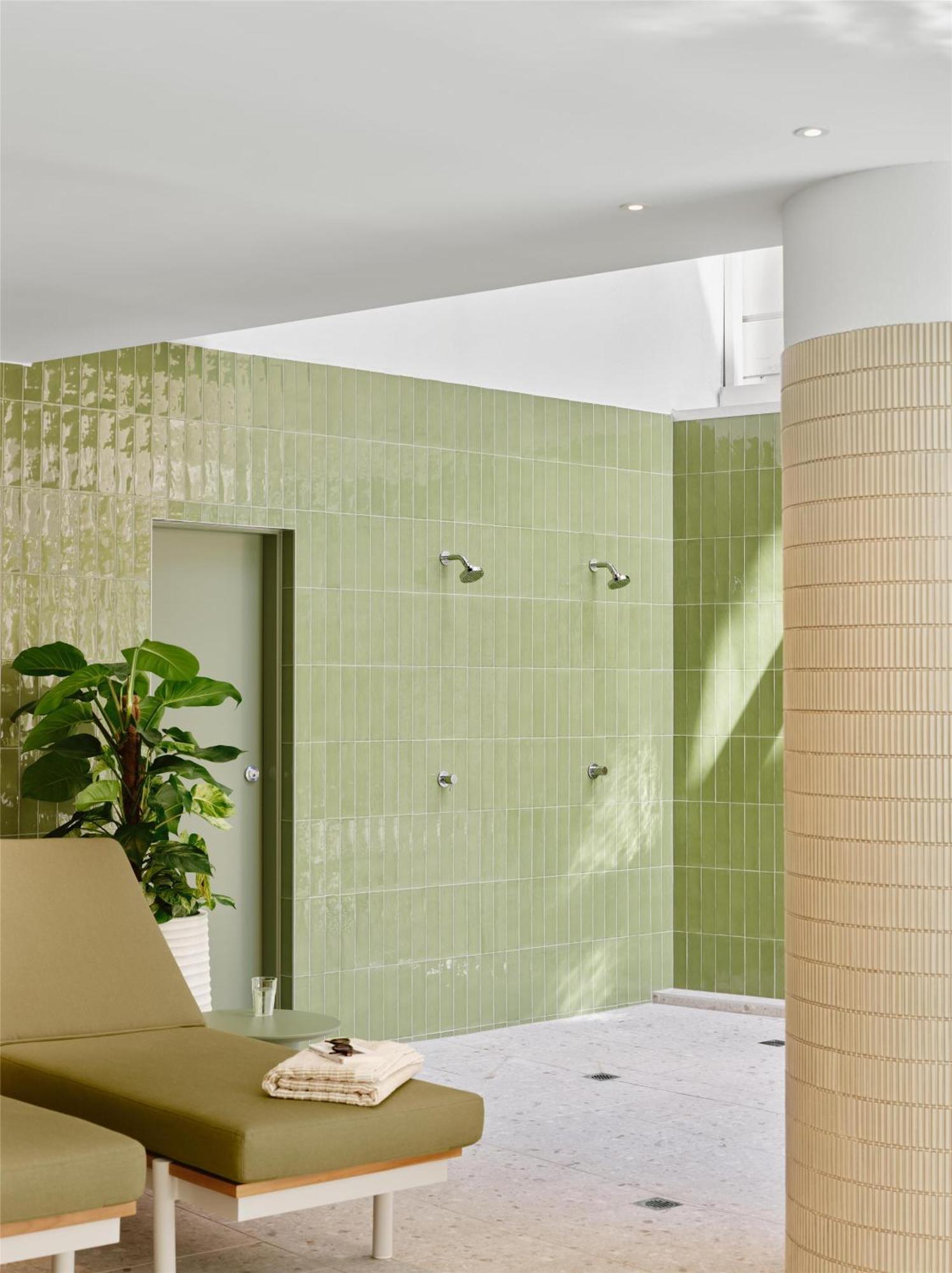 Adina Town Hall Aparthotel Sydney